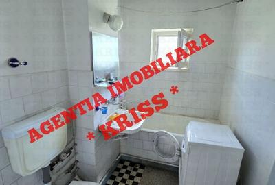 Apartament cu 3 camere decomandat în Craiovei - 6