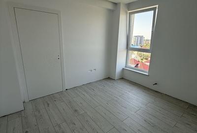 Apartament cu 3 camere în Ultracentral