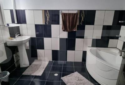 Casă cu 5 camere cu Teren 250 Mp în Central - 11