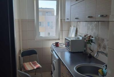 Apartament cu 2 camere decomandat în Titan - 5