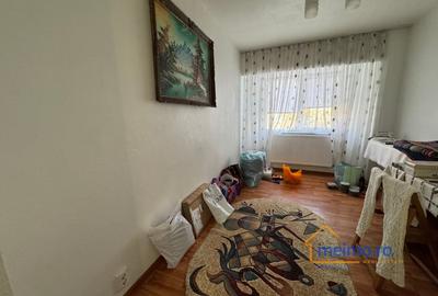 Apartament de 4 camere, liber de la 1 noiembrie - 2