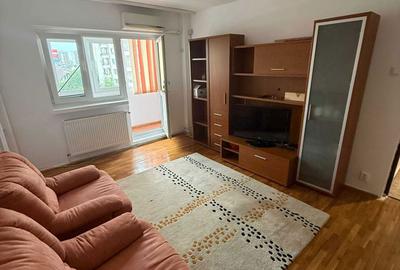 Apartament cu 3 camere decomandat în Dobroești