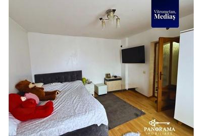 Casă individuală cu 3 camere cu Canalizare în Vitrometan - 13