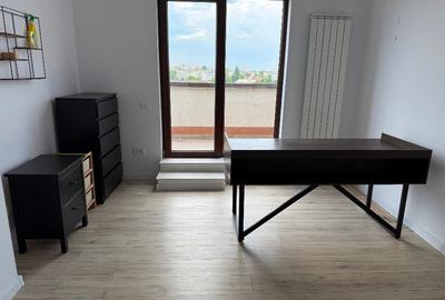 Apartament cu 3 camere decomandat în Km 4-5