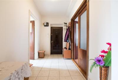 Apartament cu 3 camere decomandat în Rogerius - 14