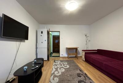 Garsonieră decomandată, mobilată în Titan - 2