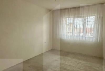 Apartament cu 5 camere decomandat în Gai - 6