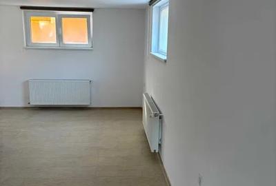 Casa cu gradina, zona Lazaret - 2