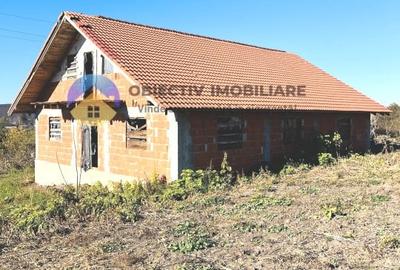 CASA la rosu   comuna STEFAN CEL MARE - 2