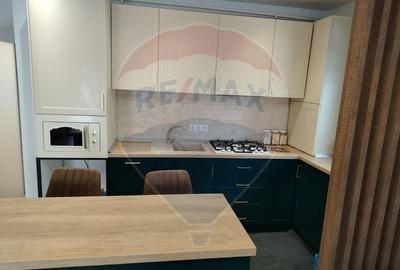 Apartament cu 3 camere de închiriat, zona Răzoare - 2