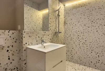 Apartament cu 3 camere decomandat în Central - 4