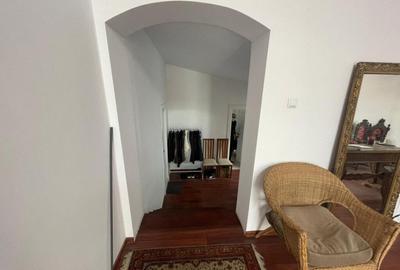 Casa 7 camere, 350 mp utili, 150 mp curte, zona Premium a Bu - 15