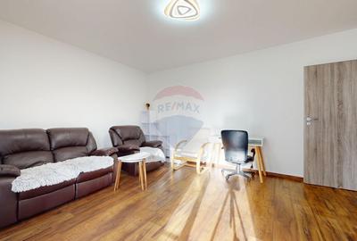 Apartament cu 2 camere decomandat, mobilat în Tractorul - 4