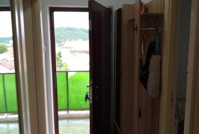 Inchiriez/schimb cu casa un apartament cu 3 camere central - 9