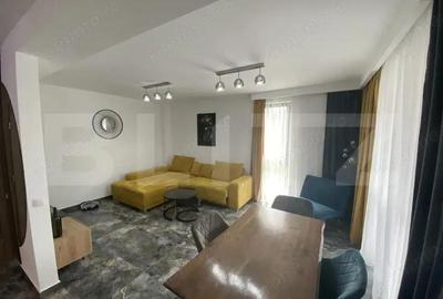 Apartament cu 4 camere decomandat în Central - 4