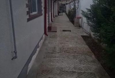 Casă cu 7 camere cu Teren 271 Mp în Central - 5