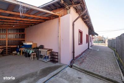 Casă cu 2 camere nedecomandat în Purcăreni - 4