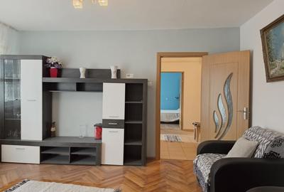 Apartament cu 3 camere semidecomandat, mobilat în Astra - 3