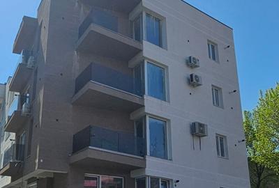 Apartament cu 2 camere decomandat în 13 Septembrie - 6