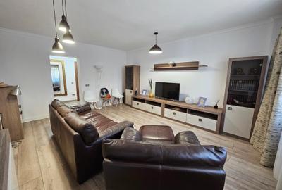 Apartament 3 Camere Unirii cu Loc de Parcare