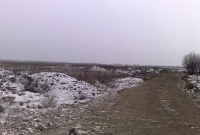 De vanzare acest teren de 17200 mp ,  strada Piscul Sadului,  pret 110 Euro/mp - 1