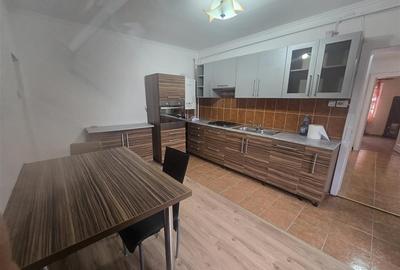 Duplex cu 3 camere cu Canalizare în Central - 3