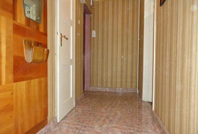 Apartament 2 camere etaj 3 zona centrala, langa Liceul Pedagogic - 8