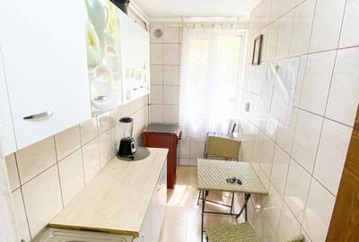 Titan, Auchan, str. Jean Steriadi, - 4