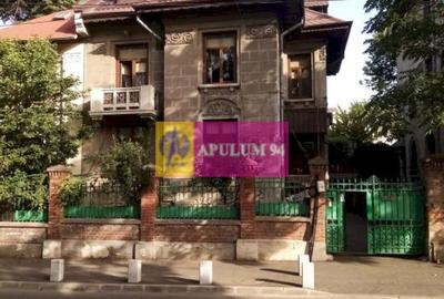 Apartament cu 7 camere decomandat, mobilat în Plevnei - 1