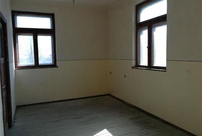 Spațiu comercial, de 596 mp, în Minieri - 3