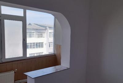 Apartament doua camere deco renovat complet Mioritei, etaj patru liber - 10