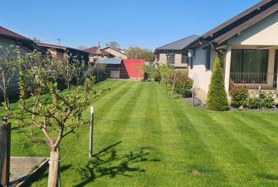 Casă cu 3 camere în Tulucești - 2