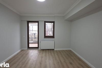Apartament cu 3 camere semidecomandat în Dămăroaia - 7