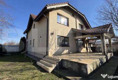 Casă cu 4 camere cu Teren 588 Mp în Central - 8