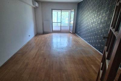 Inchiriere Apartament 2 camere Unirii-Central - 1
