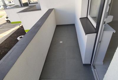 Apartament cu 3 camere decomandat în Tineretului - 11