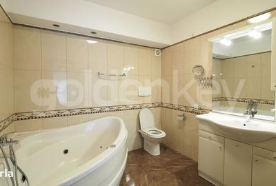 Casă cu 5 camere cu Teren 290 Mp în Central - 12