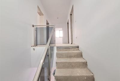 Casa noua P+M ,in Hemeius, aproape de Primarie, 413 mp  teren - 10