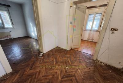 Casă individuală cu 4 camere cu Canalizare în Complex Studențesc - 5