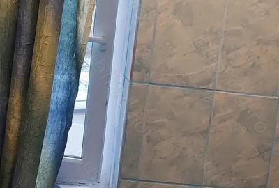 Garsoniera zona centrala Bazar Buzau 40000 EURO usor negociabil - 2