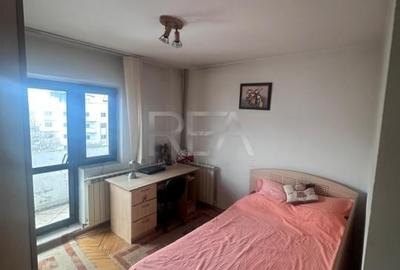 Apartament cu 3 camere decomandat în Tineretului - 4