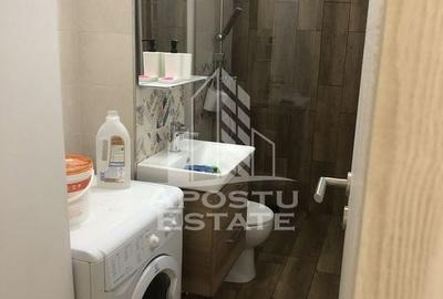 Garsonieră decomandată în Girocului