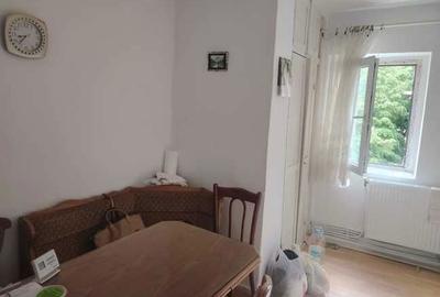 Apartament cu 4 camere decomandat în Central - 8