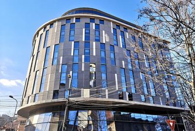 Zero comision, 310mp birou cu priveliste in cladire Armeneasca, 10' M - 10