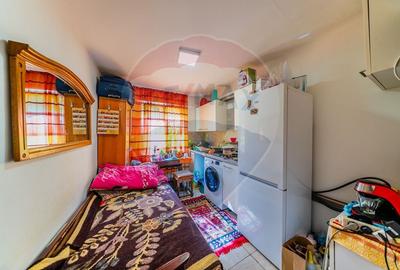 Garsoniera confort 3 de vanzare in zona Boul Rosu - 1