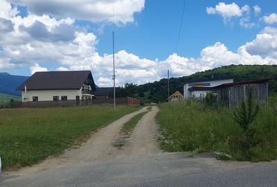 Rasnov -Glejarie 1000 mp front 42m posibilitate duplex sau 2 constructii - 7