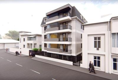 Apartament cu 4 camere decomandat în Mazepa 1