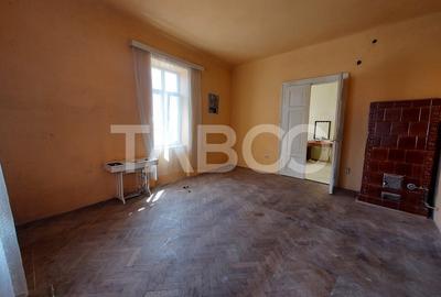 Apartament cu 3 camere nedecomandat în Ultracentral