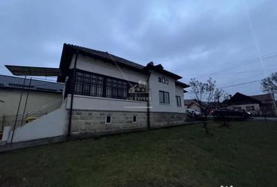 Casă cu 4 camere cu Teren 3489 Mp în Lerești - 3