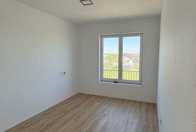 Casă cu 4 camere cu Teren 265 Mp în Moșnița Nouă - 1